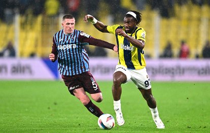 Fenerbahçe ve Trabzonspor direklere takıldı! İşte o anlar...