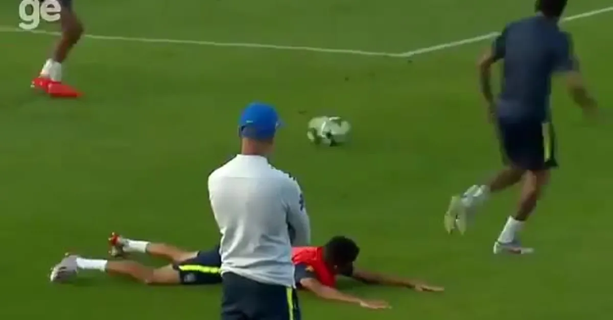 Çalım yiyen Neymar çirkinleşti!