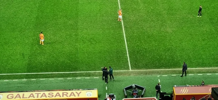 Okan Buruk Sparta Prag'ın golü sonrası çıldırdı! - 2
