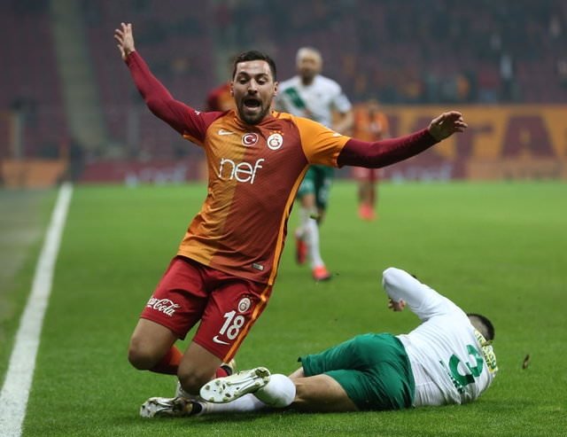 Galatasaray’da dev operasyon