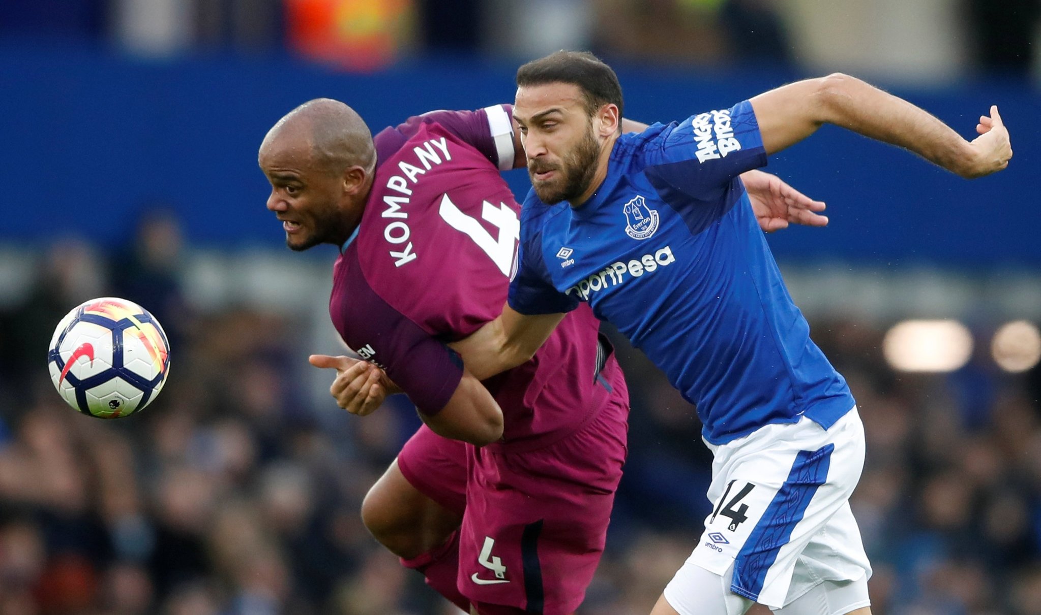 Cenk Tosun, dünya yıldızını geride bıraktı!