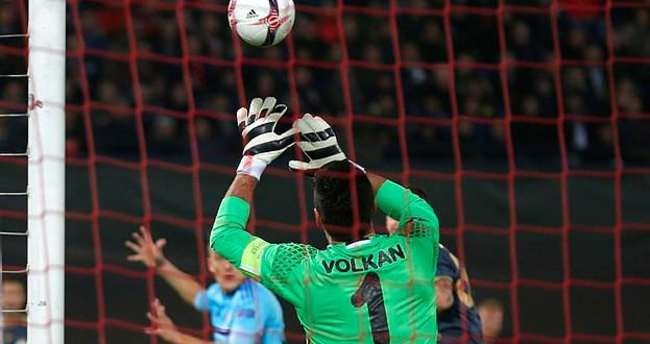 Volkan Demirel tarihe geçti