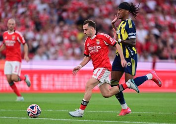 Mert Hakan ve İrfan Can'dan Kerem Aktürkoğlu'na transfer telefonu!