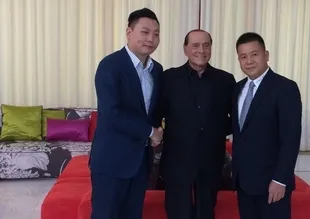 Dev kulüp 800 milyon euroya satıldı
