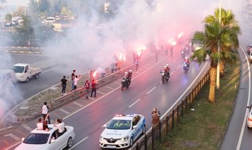 Trabzonspor'a coşkulu uğurlama