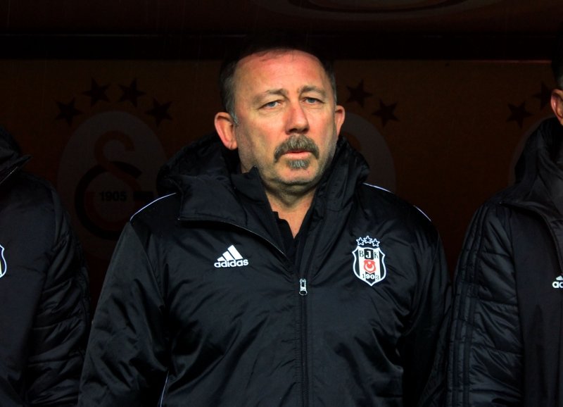 Beşiktaş’ta 4 ayrılık 4 transfer!