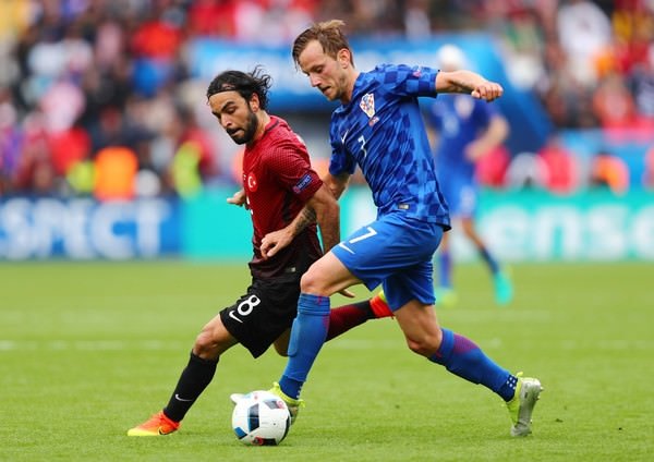 Türkiye EURO 2016’da gruptan nasıl çıkar?