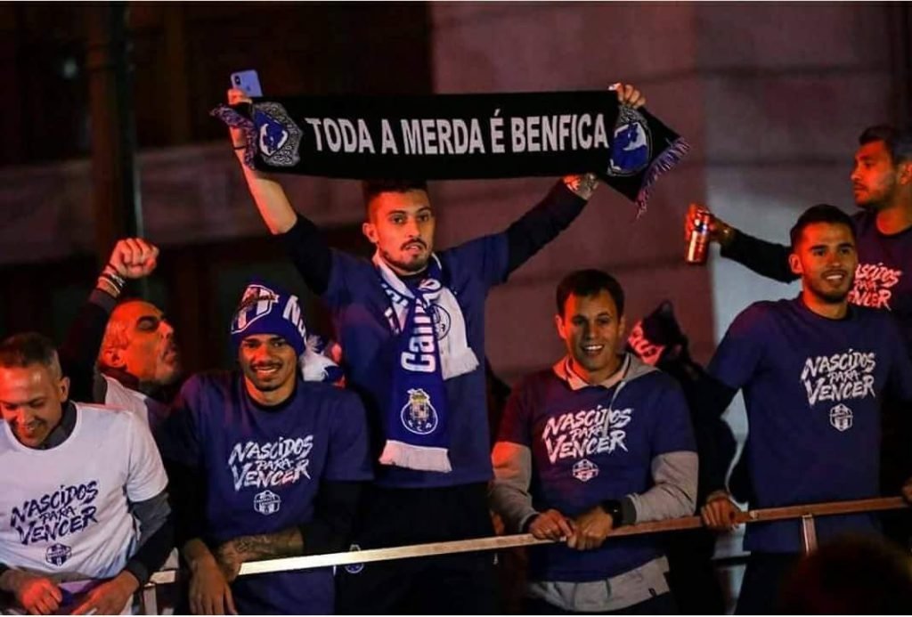 Alex Telles, Portekiz’i karıştırdı!