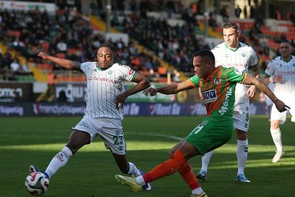 Alanyaspor 3 puanı kaptı!