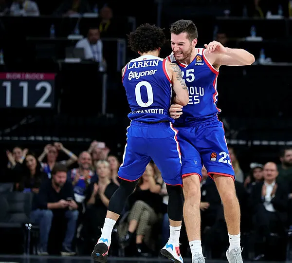 MAÇ SONUCU l Anadolu Efes 104 - 75 Bayern Münih l ÖZET - 2