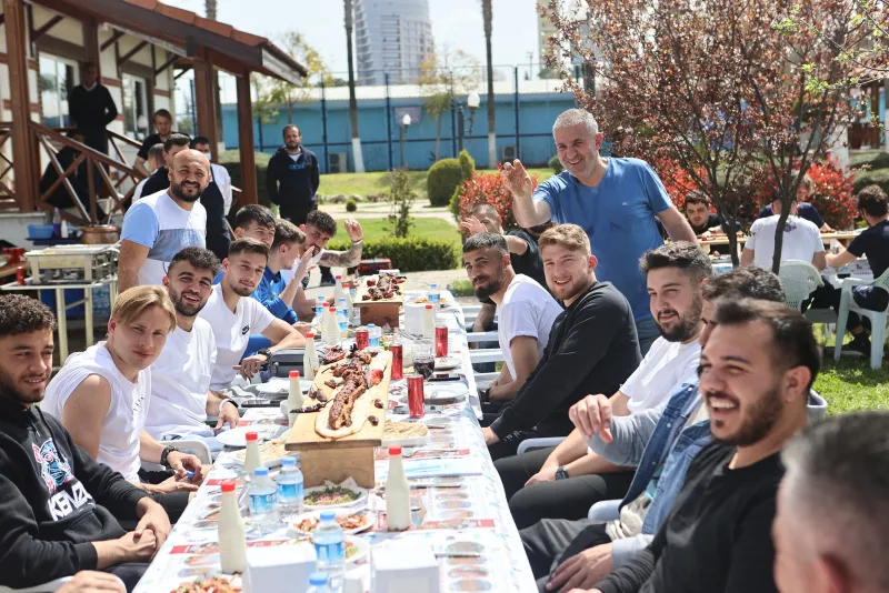Adana Demirspor'da Hatayspor maçı öncesi kebap ziyafeti! - 1