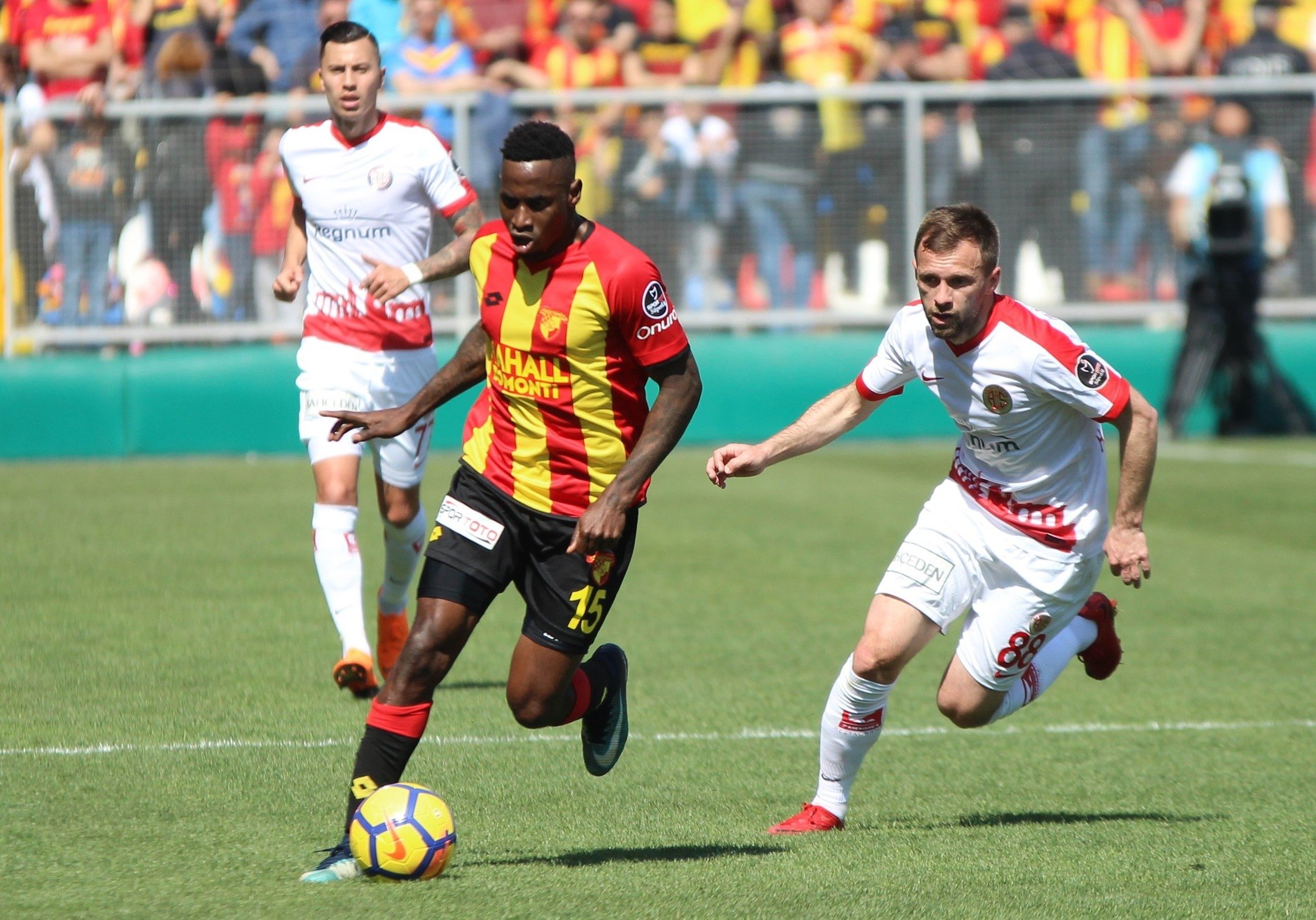 Göztepe - Antalyaspor maçından kareler!