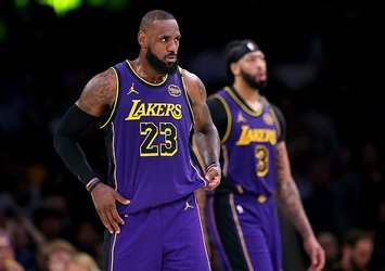LeBron James, Michael Jordan'ın rekorunu kırdı!