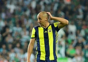 Aatıf’a ‘git’ baskısı