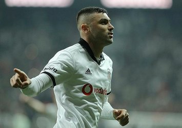 Beşiktaş'ın yeni kaptanı Burak Yılmaz