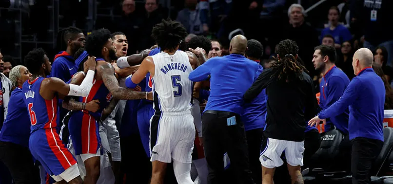 NBA'de 11 oyuncuya ceza!