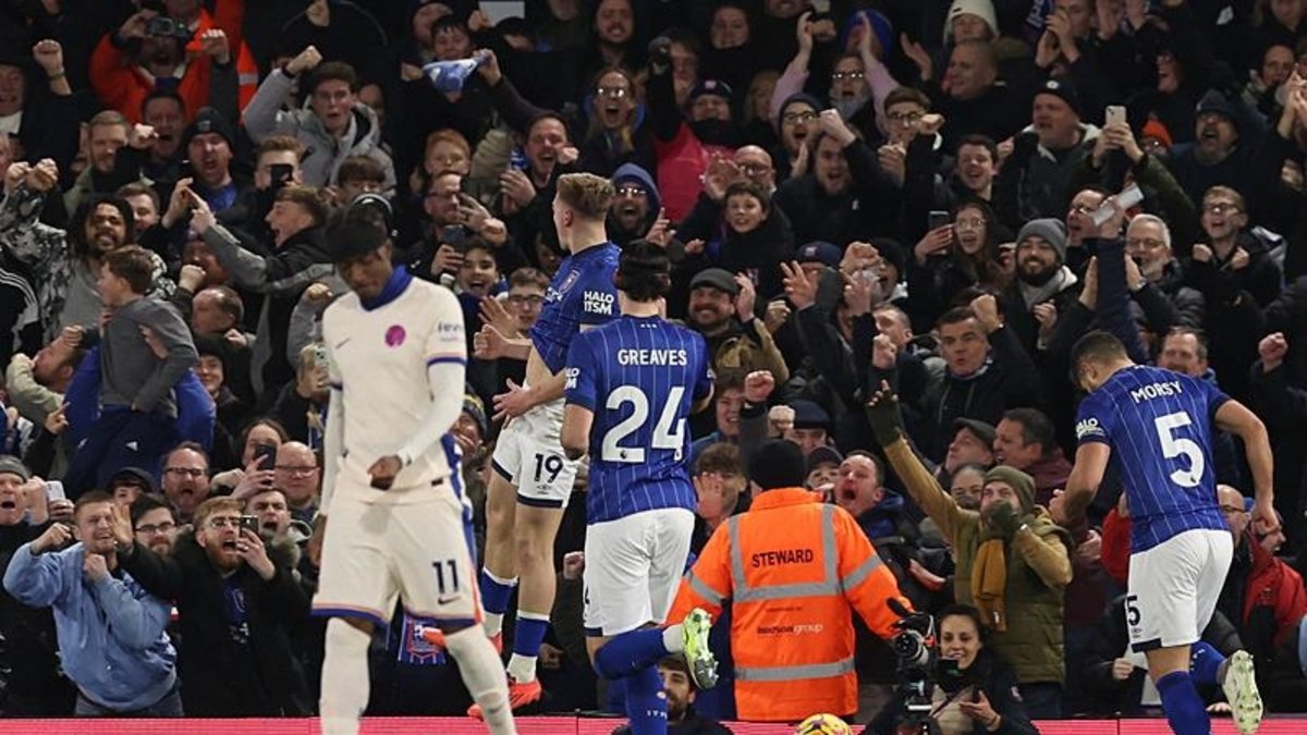 Ipswich Town 2-0 Chelsea (MAÇ SONUCU ÖZET)