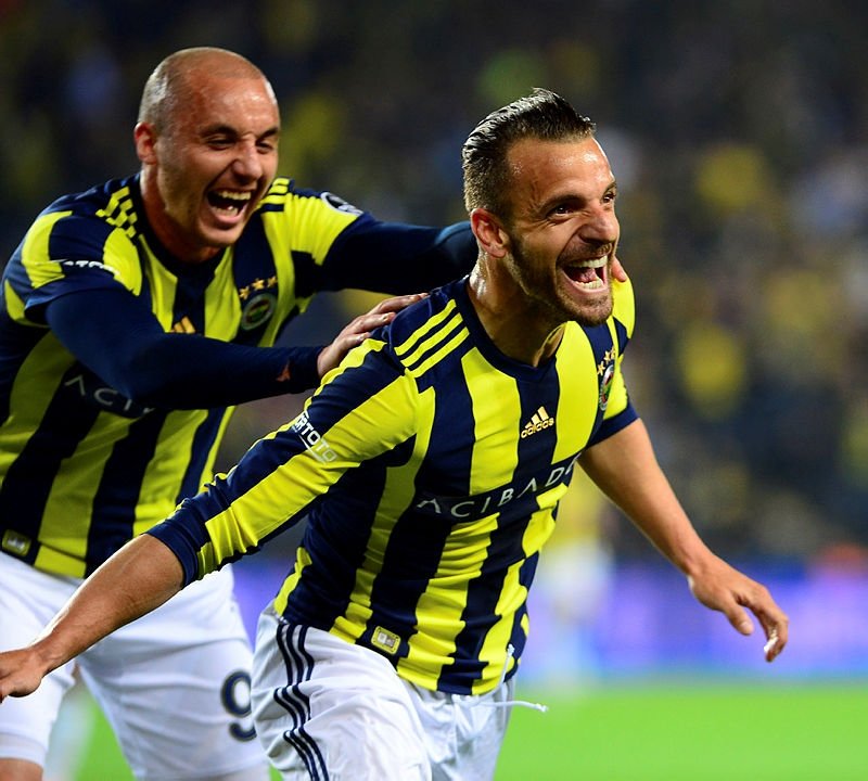 Fenerbahçe’de 3 isim yolcu!