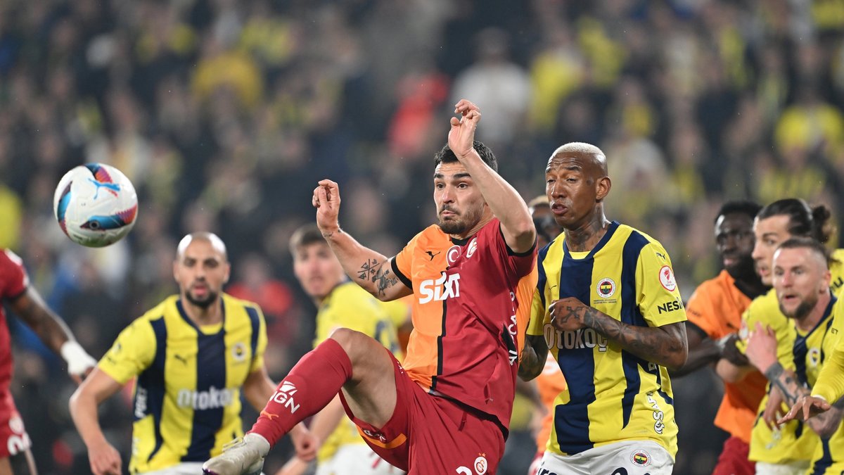 Fenerbahçe penaltı bekledi! İşte o pozisyon Fenerbahçe penaltı bekledi! İşte o pozisyon