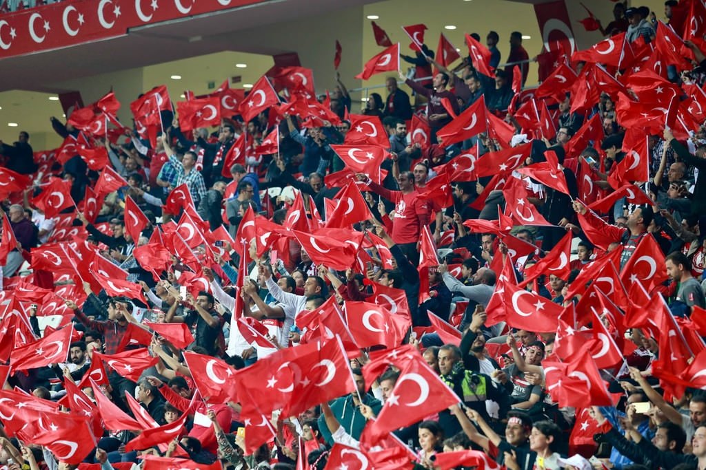 Türkiye-Kosova maçından kareler