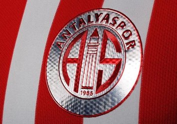 Antalyaspor hakem hatalarına isyan etti!