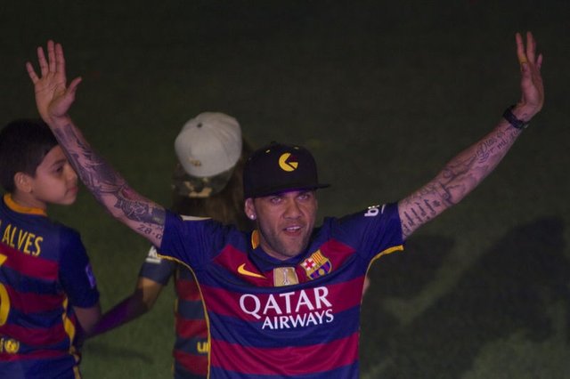 Son 25 yılın en iyi 101 futbolcusunu açıklandı! Altısı Türkiye’de...