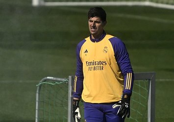 Sakatlıktan dönen Courtois'dan kötü haber!