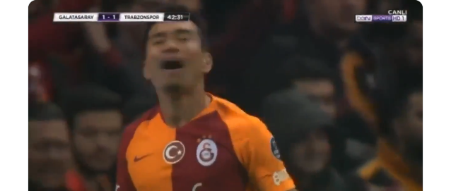 Nagatomo'dan hakeme Åok küfür!
