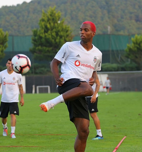 Ryan Babel’de işlem tamam!
