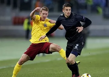 Wesley Hoedt mi gelecek?