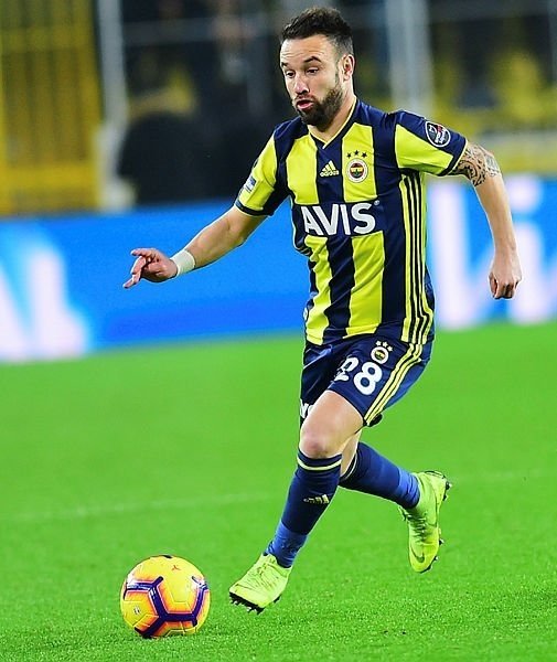 Fenerbahçe’de yıldız isim kadro dışı!
