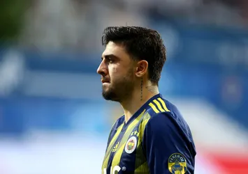 Ozan Tufan Fenerbahçe'yi sırtlıyor