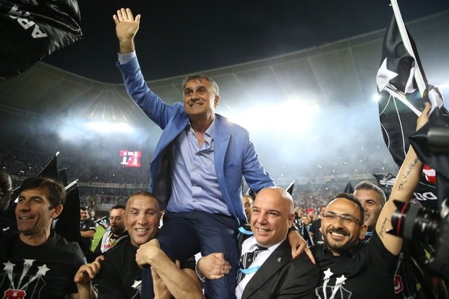 Hem lige hem de şampiyonluğa yabancılar
