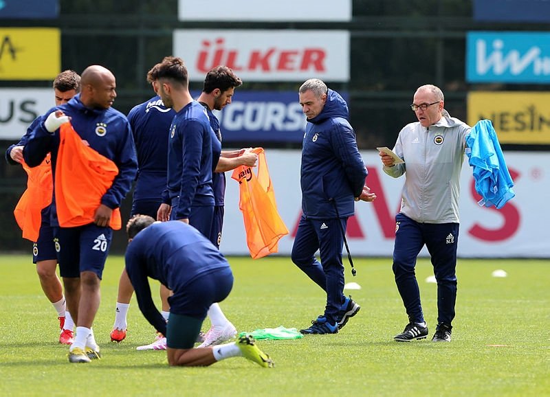 Fenerbahçe’de beklere süper takviye