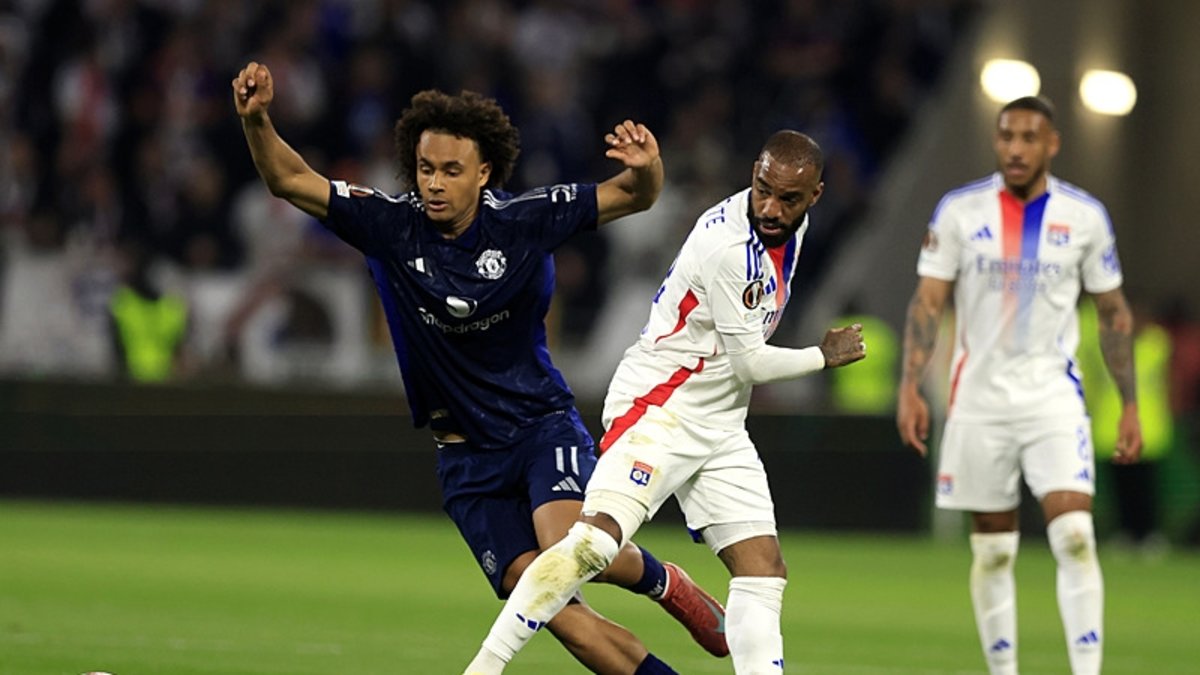 Lyon 2-2 Manchester United (MAÇ SONUCU-ÖZET)