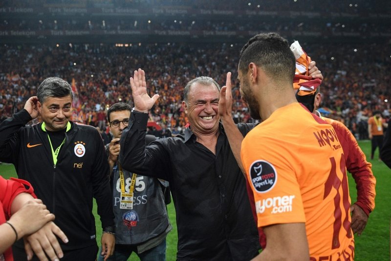 Belhanda Galatasaray’daki geleceği için kararını verdi