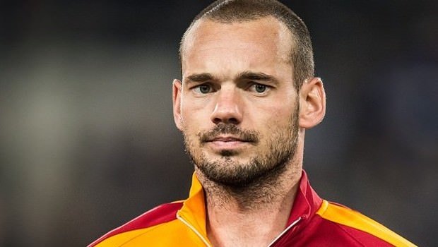 Galatasaray’da Sneijder devrimi!