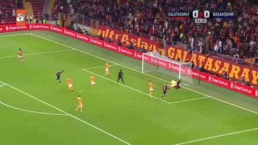 GOL | Galatasaray 0-1 Rams Başakşehir Fk