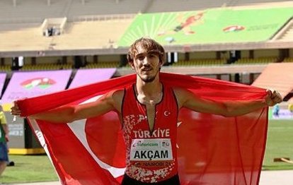 Milli atlet Berke Akçam rekorla dünya şampiyonu!