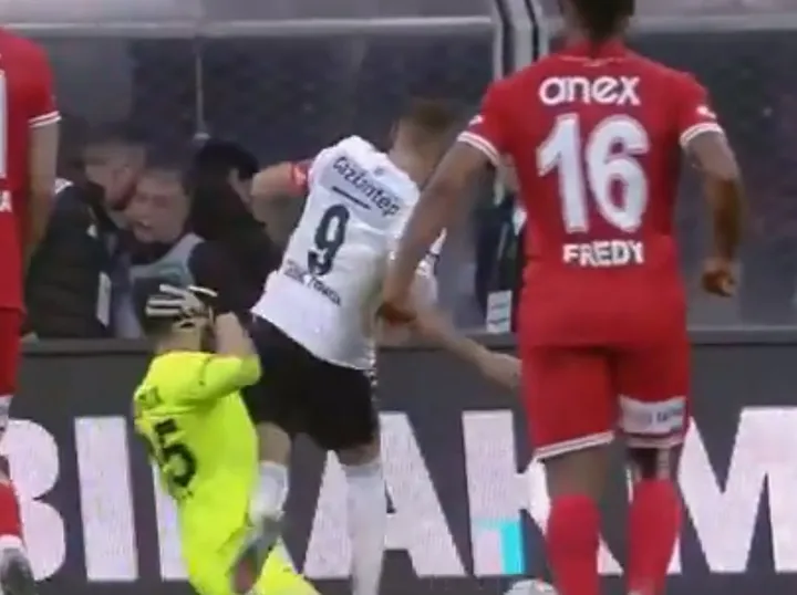Beşiktaş Antalyaspor karşısında penatlı kazandı! - 2