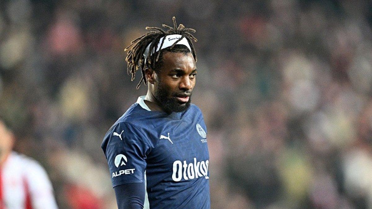 Saint-Maximin ile Fenerbahçe arasında ipler kopuyor! İşte gitmek istediği takım Saint-Maximin ile Fenerbahçe arasında ipler kopuyor! İşte gitmek istediği takım