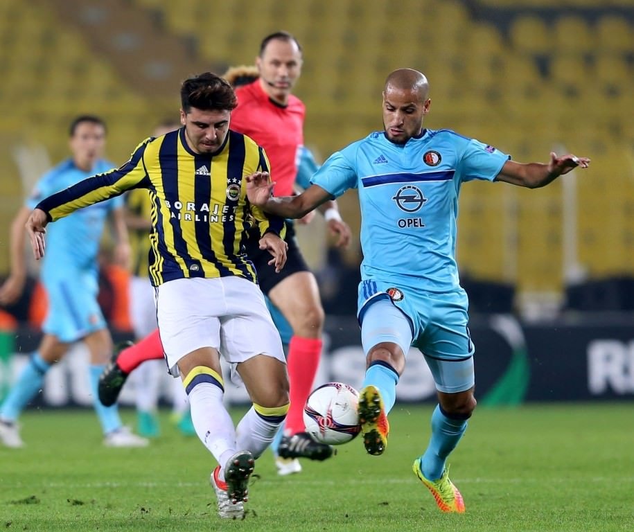 Fenerbahçe - Feyenoord maçından kareler