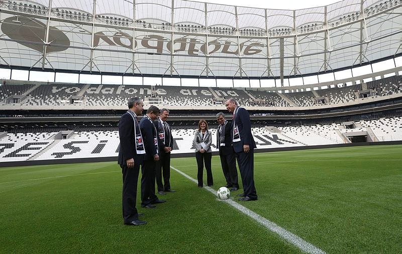 Vodafone Arena açıldı!