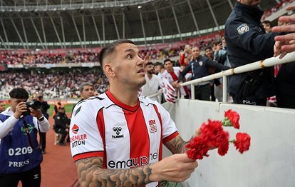 Rey Manaj’dan dikkat çeken paylaşım!