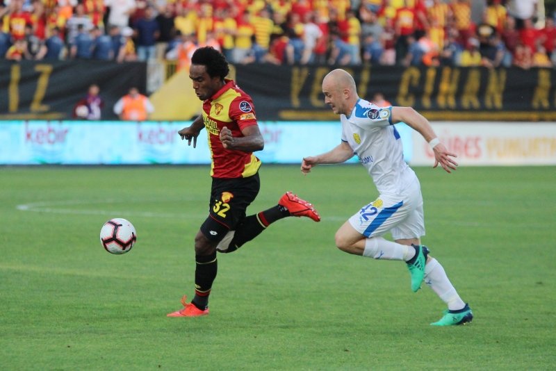 Göztepe - Ankaragücü maçından kareler