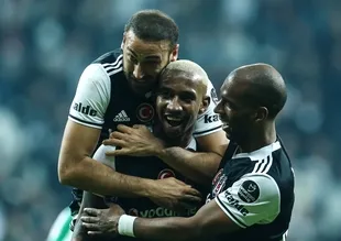 Beşiktaş, Akihsar Belediyespor'u farklı geçti