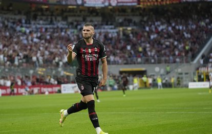 Milan 4-2 Udinese MAÇ SONUCU-ÖZET 6 gollü maçta kazanan Milan
