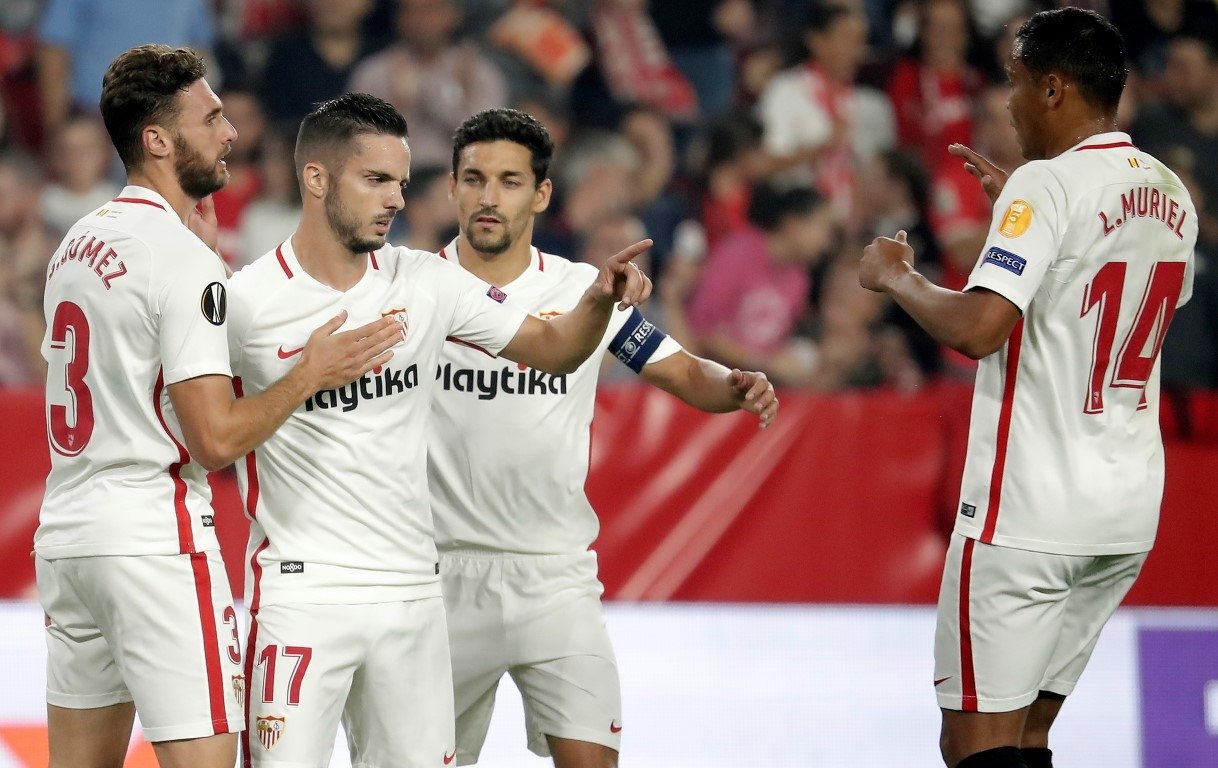 Sevilla Akhisarpsor maçından kareler