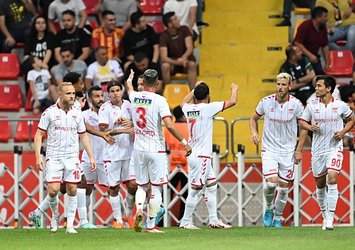 Sivasspor geriden gelerek kazandı!