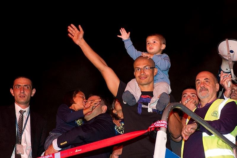 Alex’ten yıllar sonra gelen itiraf!